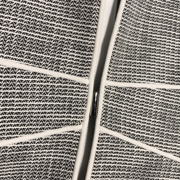 Tahari Round Neck Blazer Jacket - Picture 2 of 8